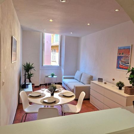 Sublime Appartement 4P Classe Dans Le Vieux-Ніцца Екстер'єр фото