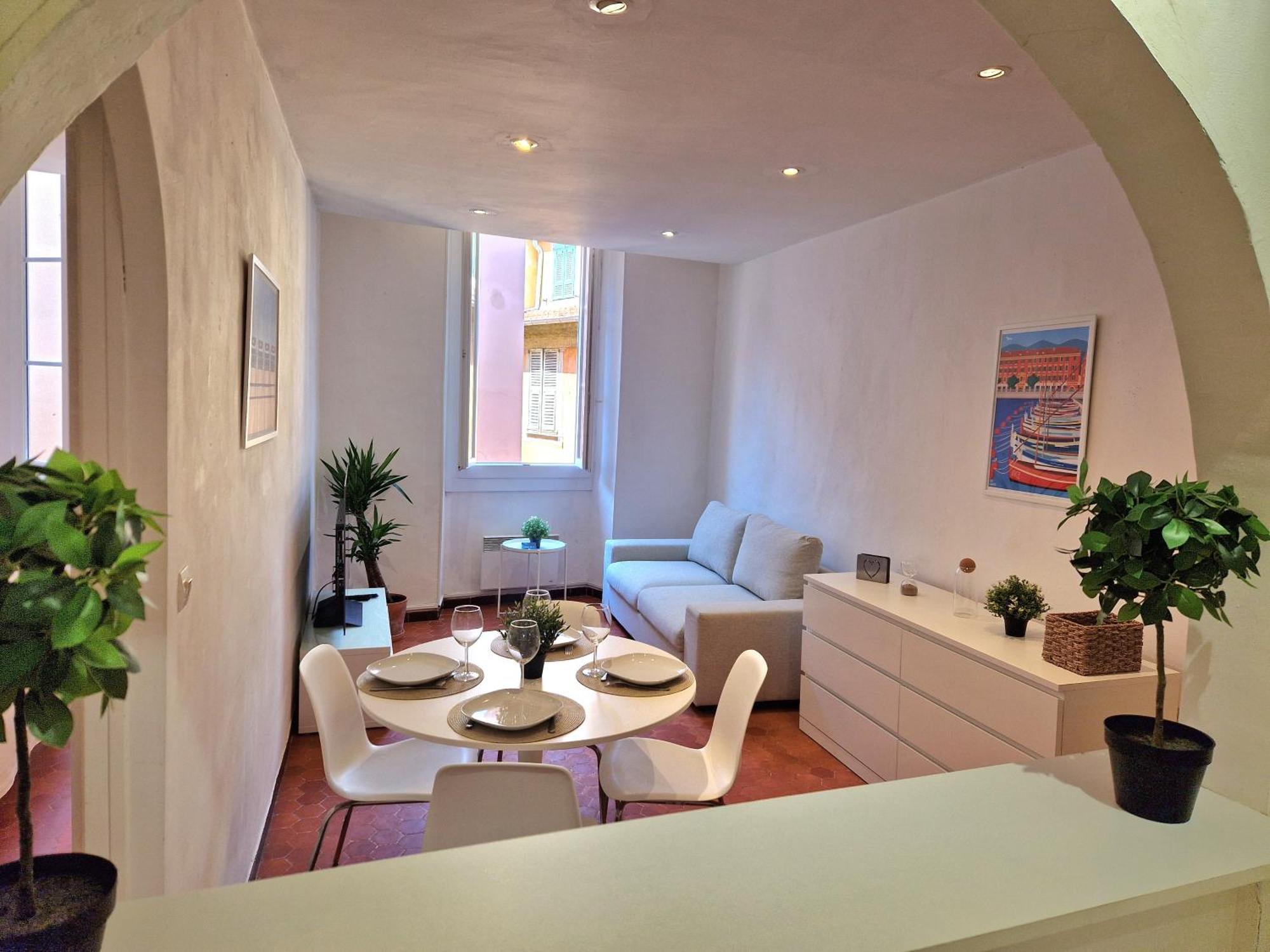 Sublime Appartement 4P Classe Dans Le Vieux-Ніцца Екстер'єр фото